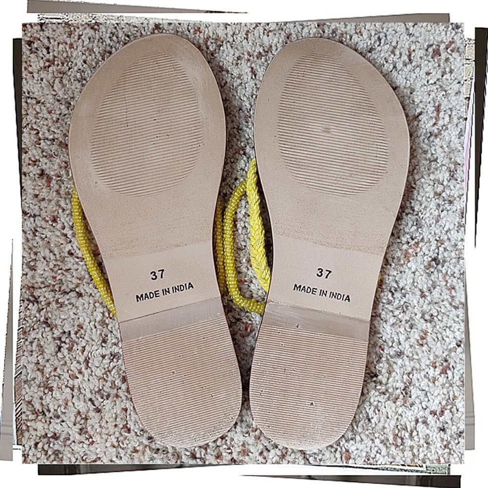 Canary Leather Menorca Thong Sandals (US 7 / EU 37) - Picture 4 of 4